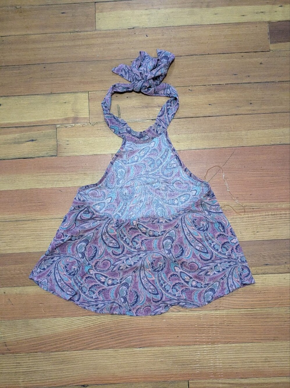 KENDALL & KYLIE - SIZE S Paisley Halter Tank Top - Picture 4 of 13